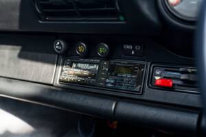 Bild 26/58 von Porsche 911 Carrera 3.2 (WTL) (1988)