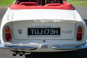 Image 28/38 of Aston Martin DB 6 Mk II Volante (1970)