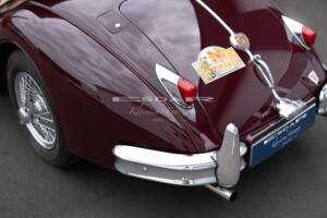 Image 16/32 de Jaguar XK 140 OTS (1955)