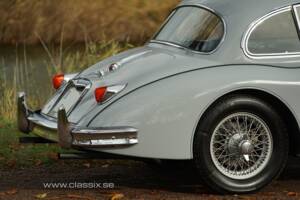 Image 23/31 of Jaguar XK 150 FHC (1958)