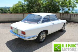 Bild 5/10 von Alfa Romeo Giulia 1600 Sprint GT (1965)