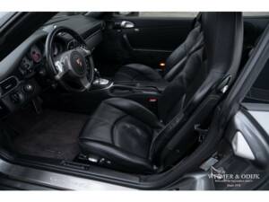 Image 4/41 of Porsche 911 Carrera 4S (2009)