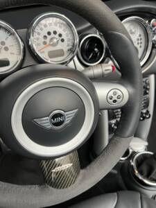 Image 36/40 de Mini Cooper S JCW (2005)