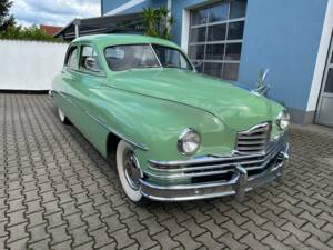 Image 54/82 of Packard Deluxe (1950)