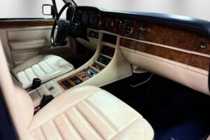 Image 14/24 of Bentley Turbo R (1989)