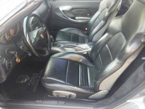 Afbeelding 15/16 van Porsche Boxster (2002)