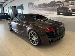 Afbeelding 11/20 van Audi R8 V10 Spyder (2012)