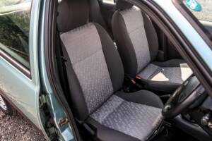 Image 17/27 of Ford Fiesta 1.25i (2000)