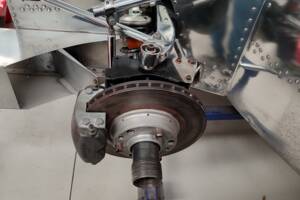 Image 34/50 of Lola T290 (1972)
