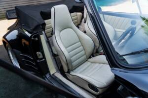 Imagen 33/60 de Porsche 911 Carrera 3.2 (WTL) (1988)