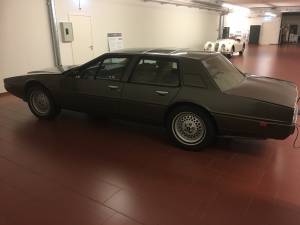 Afbeelding 8/39 van Aston Martin Lagonda (1982)