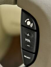 Image 40/50 of Jaguar XJ 8 4.2 (2006)