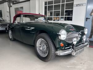 Immagine 2/31 di Austin-Healey 3000 Mk II (BJ7) (1962)