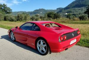 Bild 2/11 von Ferrari F 355 Berlinetta (1998)
