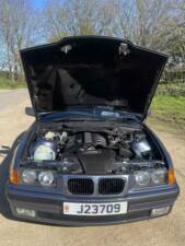 Imagen 12/12 de BMW 323i (1999)