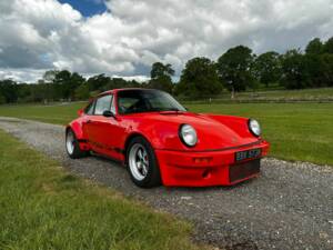 Bild 2/47 von Porsche 911 Carrera 4 (1990)