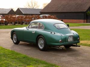 Image 4/50 of Aston Martin DB 2 (1953)