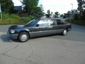 Bild 5/31 von Mercedes-Benz 260 E Lang (1991)