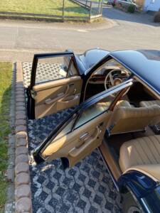 Image 25/52 of Mercedes-Benz 250 S (1967)