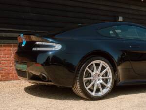 Bild 30/79 von Aston Martin V12 Vantage AMR (2018)