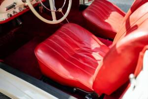 Image 15/25 of Mercedes-Benz 190 SL (1958)
