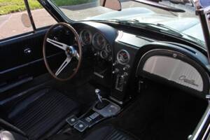 Bild 24/30 von Chevrolet Corvette Sting Ray Convertible (1964)