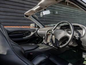 Bild 59/83 von Aston Martin DB 7 Vantage Volante (2001)