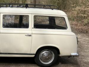 Imagen 5/8 de Peugeot 403 Familiale (1958)
