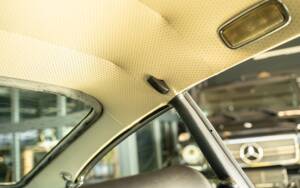 Image 39/50 de Porsche 911 2.4 T &quot;Oilflap&quot; (1972)