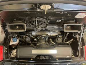 Bild 15/19 von Porsche 911 Targa 4S (2011)