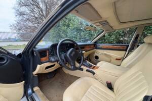 Immagine 8/31 di Jaguar XJ 40 (XJ-R) (1989)