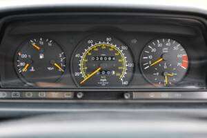 Image 19/31 of Mercedes-Benz 190 E (1993)