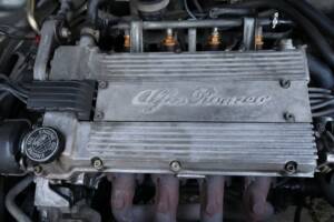 Bild 38/39 von Alfa Romeo 164 2.0 (1990)