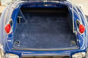 Immagine 58/62 di Jaguar XK 140 OTS (1954)