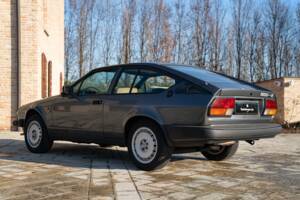 Bild 7/50 von Alfa Romeo GTV 6 2.5 (1981)