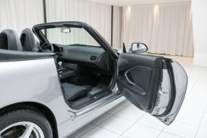 Bild 9/23 von Honda S 2000 (2001)