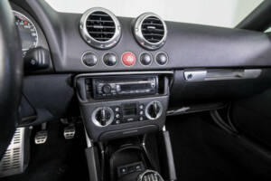Bild 29/50 von Audi TT 1.8 T (2001)