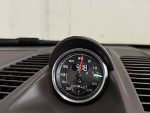 Image 25/50 of Porsche 911 Carrera S (2013)