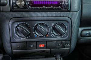 Bild 40/50 von Volkswagen Golf IV Cabrio 1.8 (2001)