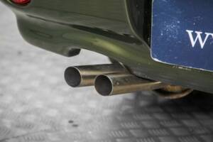 Immagine 33/50 di MG RV8 (1994)