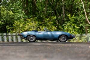 Image 45/46 de Jaguar E-Type "Lightweight" (1963)