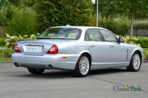 Immagine 5/46 di Jaguar XJ 8 3.5 (2007)