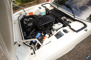 Immagine 15/50 di BMW 3.0 CS (1975)