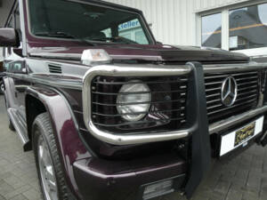 Image 17/29 de Mercedes-Benz G 500 (LWB) (1999)