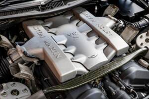 Bild 22/50 von Aston Martin V12 Vanquish S (2005)