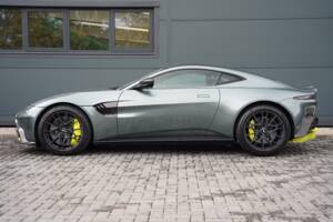Bild 6/50 von Aston Martin V8 Vantage AMR (2020)