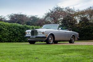 Afbeelding 16/39 van Rolls-Royce Corniche I (1976)