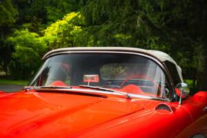 Image 23/34 of Chevrolet Corvette (1957)