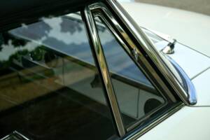 Image 15/66 of Alfa Romeo 1750 Spider Veloce (1968)