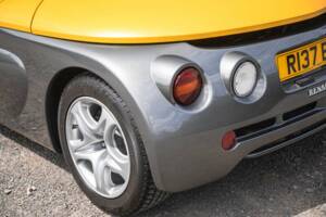 Image 25/34 of Renault Sport Spider (1998)